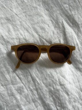 Bailey Nelson Women's Round Sunglasses in Yellow Brown